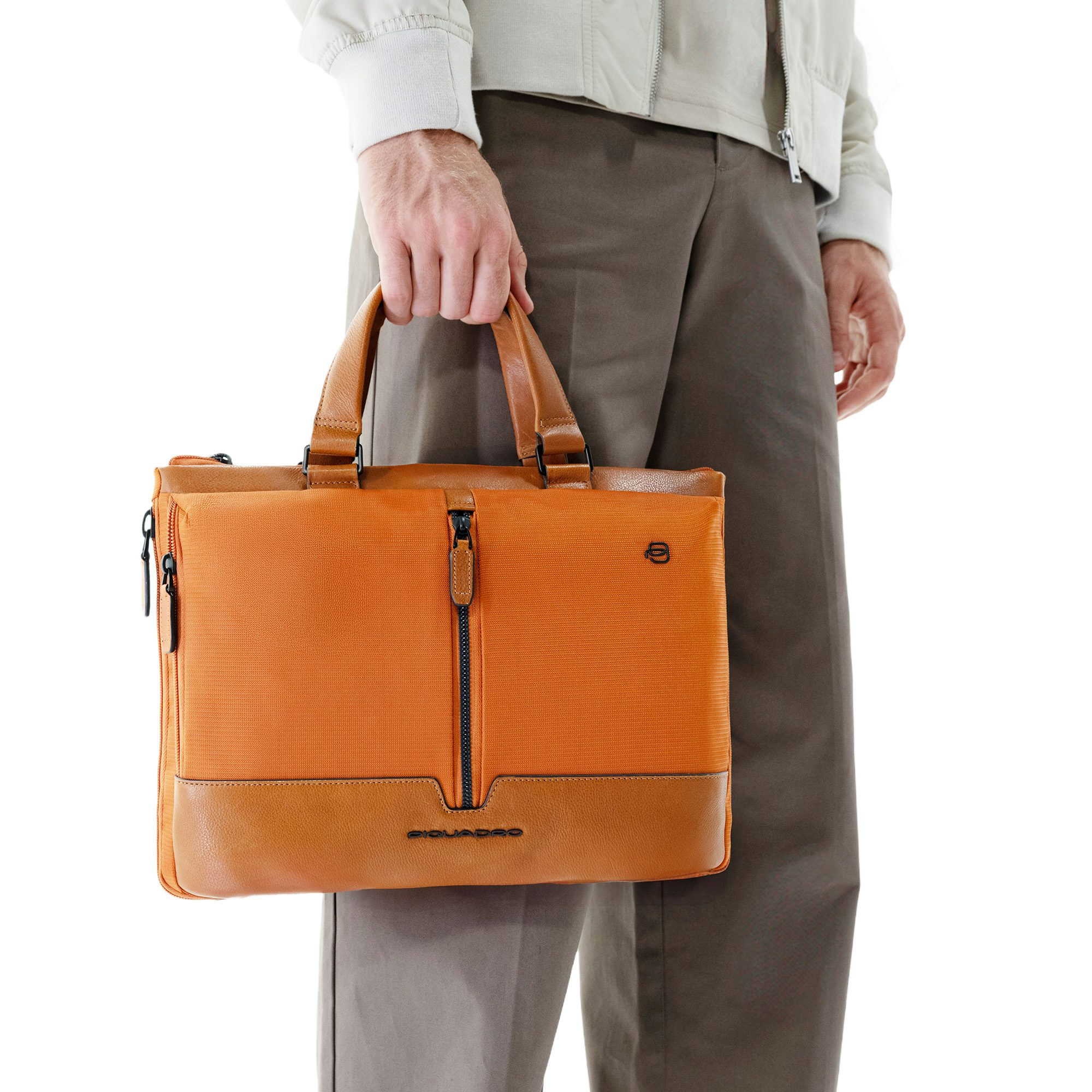 СУМОК И ПОРТФЕЛЕЙ